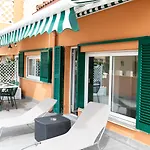 Aparthotel Rex