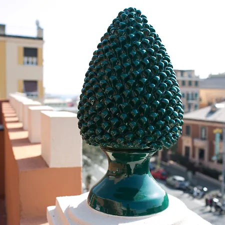 Rex Lägenhetshotell Genua