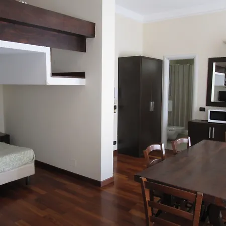 Hotel apartamentowy Rex 4*