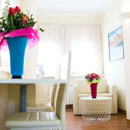 Rex Hotel apartamentowy 4*