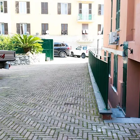 Rex 3* Genoa