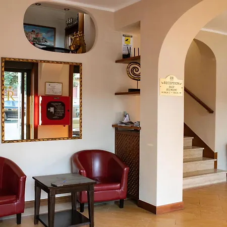 Rex Lägenhetshotell 4*