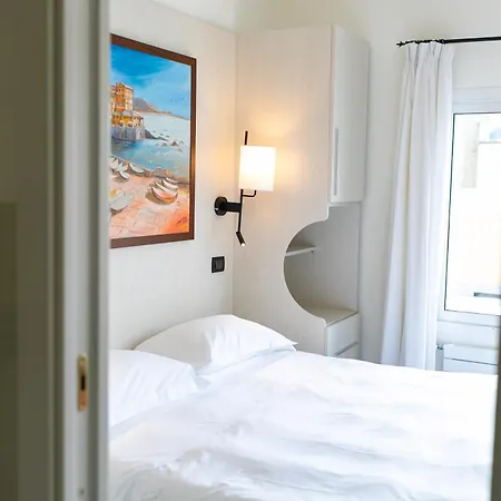 Rex Aparthotel